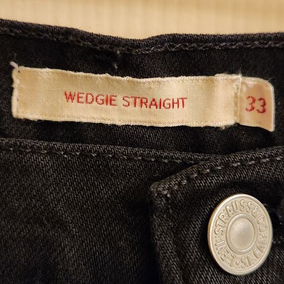 Wedgie Straight Fit Women's Jeans - Black - Size 33x28 - gently worn - Picture 4 of 7